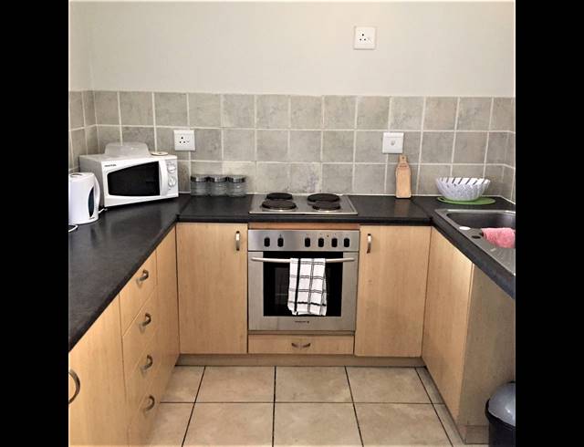 1 BEDROOM APARTMENT TO LET IN SALT RIVER